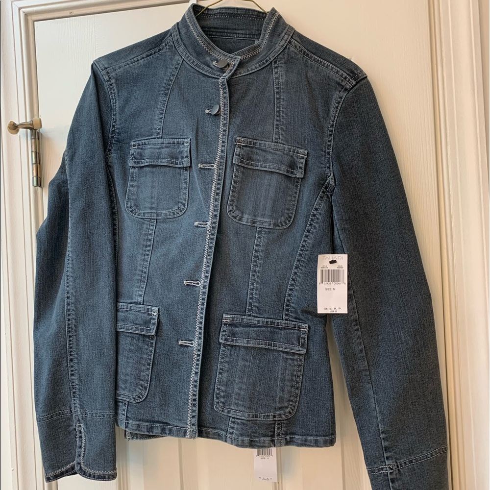 NWT Tahari Denim Two Piece Pants Suit!